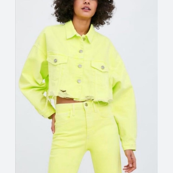 ZARA Neon Yellow Cropped Denim Jacket – Frayed Hem, size M, blogger’s favorite - Picture 1 of 15